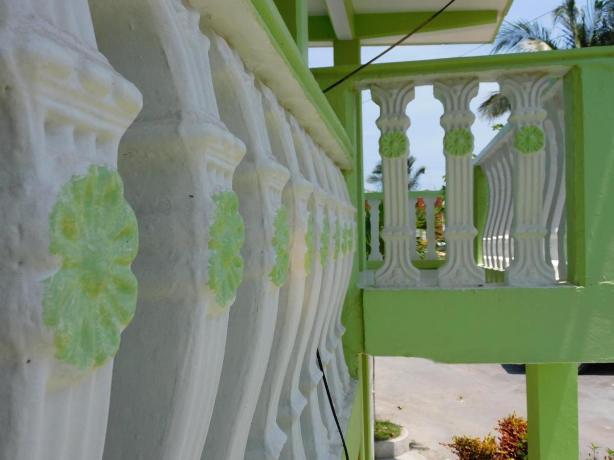 Casa De Huespedes Yoli By Rotamundos Hotel Playa Chachalacas Exterior foto