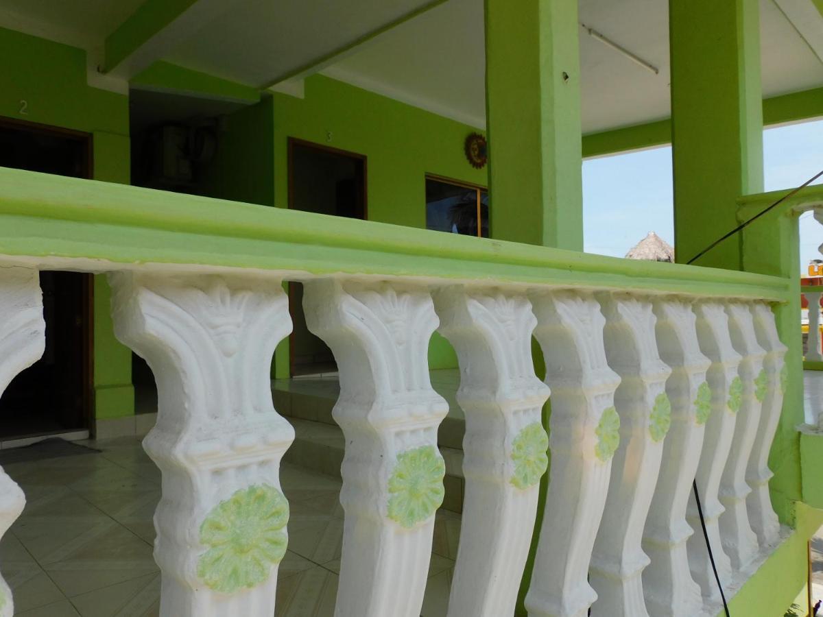 Casa De Huespedes Yoli By Rotamundos Hotel Playa Chachalacas Exterior foto